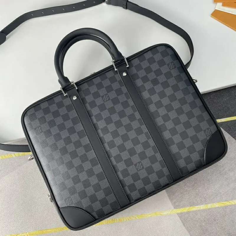 louis vuitton aaa homme sac a main  s_110a6411